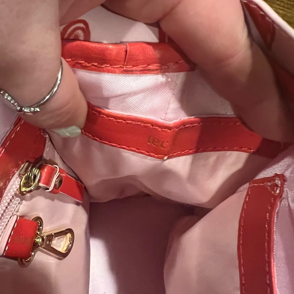 Tommy Bahama Reversible Tote - Picture 9 of 9